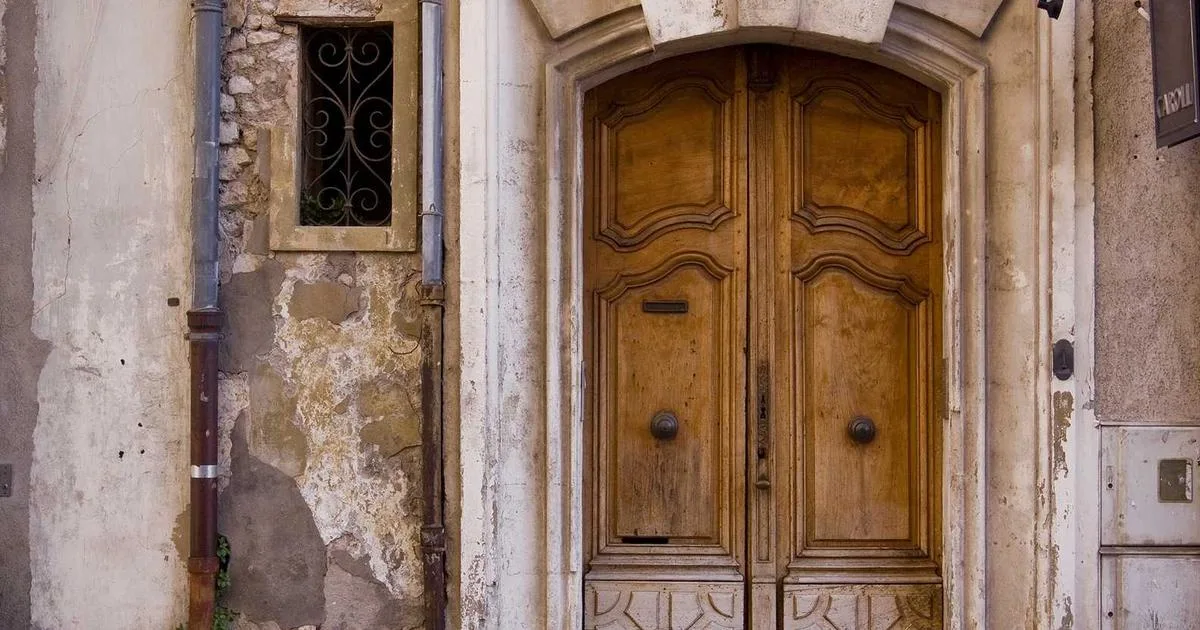 Allestimento furgoni e veicoli commerciali a Lecce: pellicole e grafiche 2025